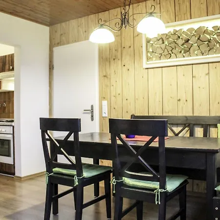 בית נופש Gemuetliches Ferienhaus Poege In - 6 Personen רייט אים וינקל