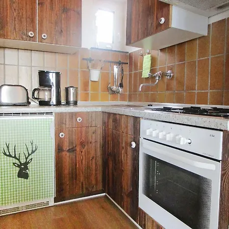 בית נופש Gemuetliches Ferienhaus Poege In - 6 Personen *